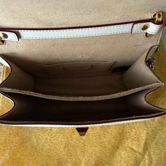 Fendi White Floral Embellished Women's Shoulder Bag - Picture 11 of 12